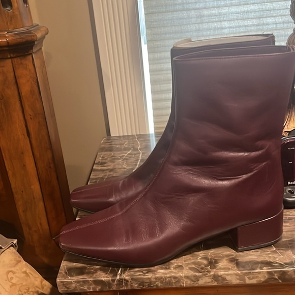 J Crew boots. Dark Merlot W’s 10-1-2 - Picture 8 of 8